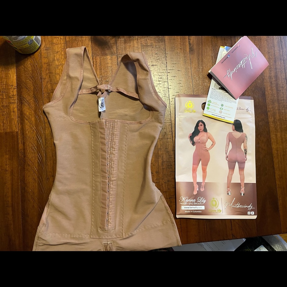 Size L Mustbecindy Colombian Faja by Karina Lily.